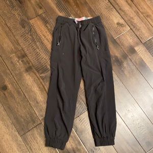 Ivivva black joggers size 8
